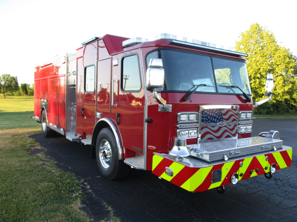 E-ONE Typhoon stainless steel e-MAX fire engine