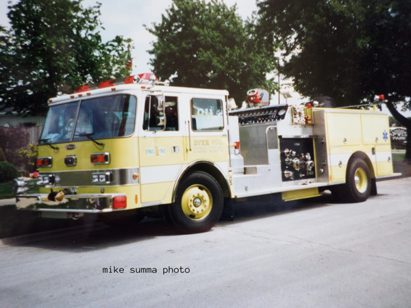 1989 Pierce Arrow fire engine