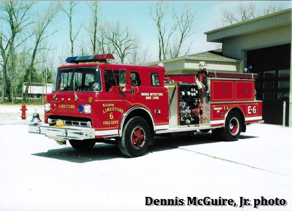 Former Limestone FPD Kankakee, Illinois fire engine now in Kennard, Texas