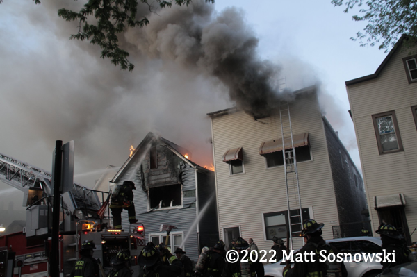 #chicagoareafire.com; #Chicago Fire Department; #MattSosnowski; #housefire;