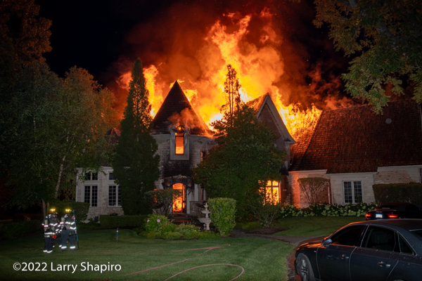 #chicagoareafire.com; #larryshapiro; #LongGroveFPD; #Kildeerhousefire;#Flames
