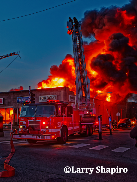 #chicagoareafire.com; #larryshapiro; #shapirophotography.net; #FireTruck; #Chicago Fire Department; #ChicagoFD; #FireTruck; #4-11Alarmfire; #Pierce; 