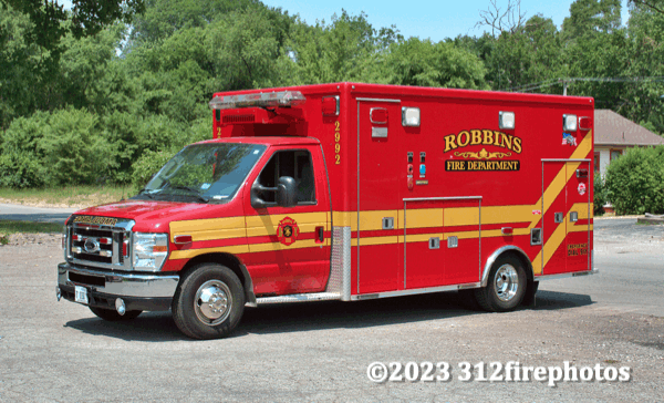 #chicagoareafire.com; #312firephotos; #RobbinsFD; #ambulance;