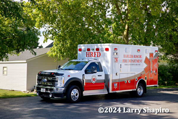 #chicagoareafire.com; #ambulance; #larryshapiro; #shapirophotography.net; #larryshapiro.tumblr.com; #larryshapiroblog.com; #Harlem-RoscoeFD; 