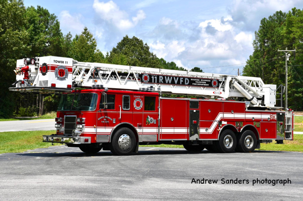 #chicagoareafire.com; #AndrewSanders; #Roanoke-WildwoodVFD; #AddisonFD; #LittleCreekFC; Firetruck; #Pierce; #Lance;