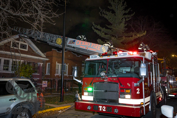 #chicagoareafire.com; #Chi-TownFirePhotos; #FireTruck; #EONE; #CiceroFD; #firescene; 