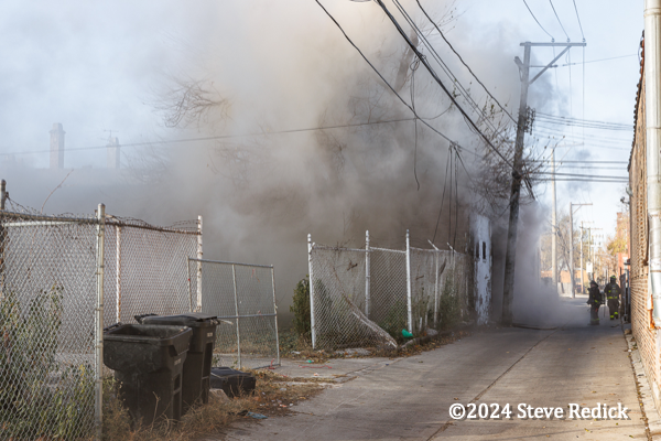 #chicagoareafire.com; #ChicagoFD; #SteveRedicl; #firescene;