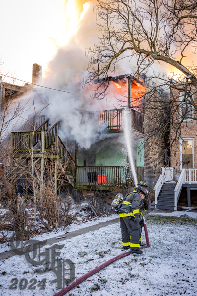 #chicagoareafire.com; #Chi-TownFirePhotos; #ChicagoFD; #firescene; #Flames; Firefighters; 