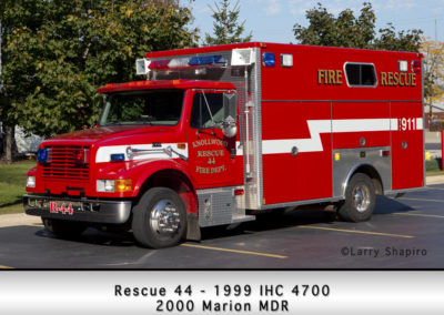 Knollwood FD Rescue 44 1999 IHC 4700 2000 Marion MDR