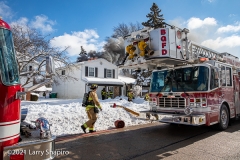 House fire at 605 Patton Drive in Buffalo Grove, IL 2-1-21. Larry Shapiro photo