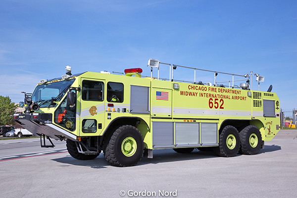 Oshkosh Striker 3000 « chicagoareafire.com