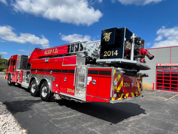 #chicagoareafire.com; #rosenbaueramerica; #Commander; #FireTruck; #AlsipFD; #Cobra; #mid-mount; #platform; 