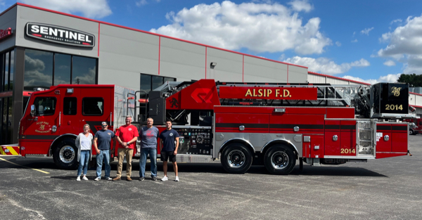 #chicagoareafire.com; #rosenbaueramerica; #Commander; #FireTruck; #AlsipFD; #Cobra; #mid-mount; #platform; 