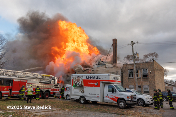 #chicagoareafire.com; #ChicagoFD; #2-11Alarmfire; #SteveRedick; #firescene; #FireTruck; #EONE;
