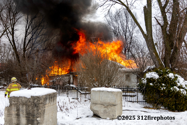 #chicagoareafire.com; #312firephotos; #firescene; #housefire; #BlueIslandFD; #Flames