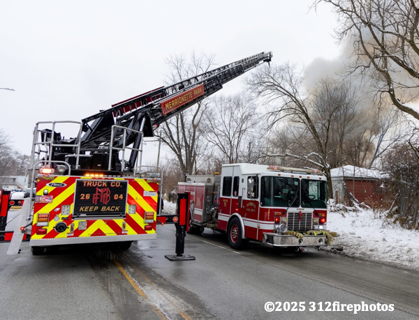 #chicagoareafire.com; #312firephotos; #firescene; #housefire; #BlueIslandFD; #FireTruck; #Pierce; #HME;